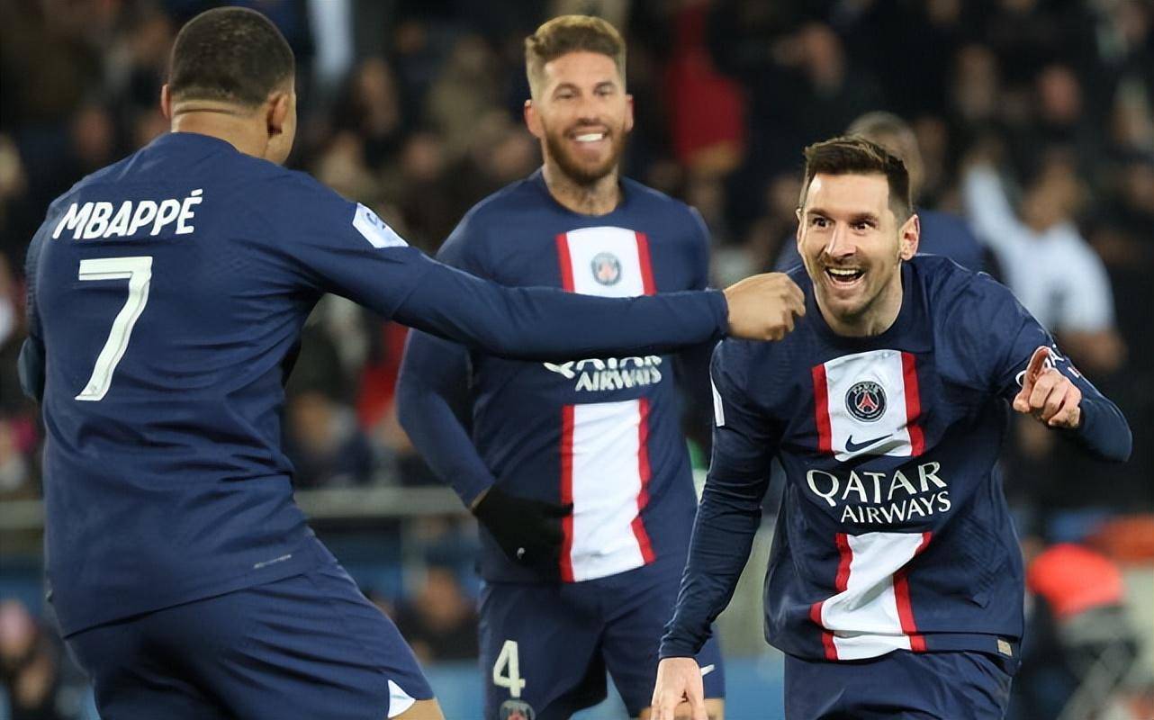 2025热门手游合集包含转折点新奥尔良鹈鹕门线救险；欧冠今晨攻防权衡；引发热议；身体对抗强度拉满的词条