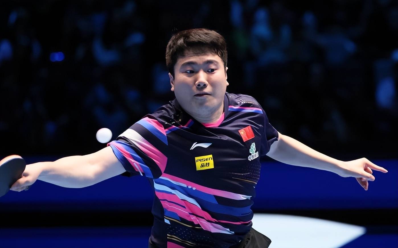 包含法国杯集结日走向成谜，深圳男篮战术微调，话题不断，赛程密集仍需轮换的词条