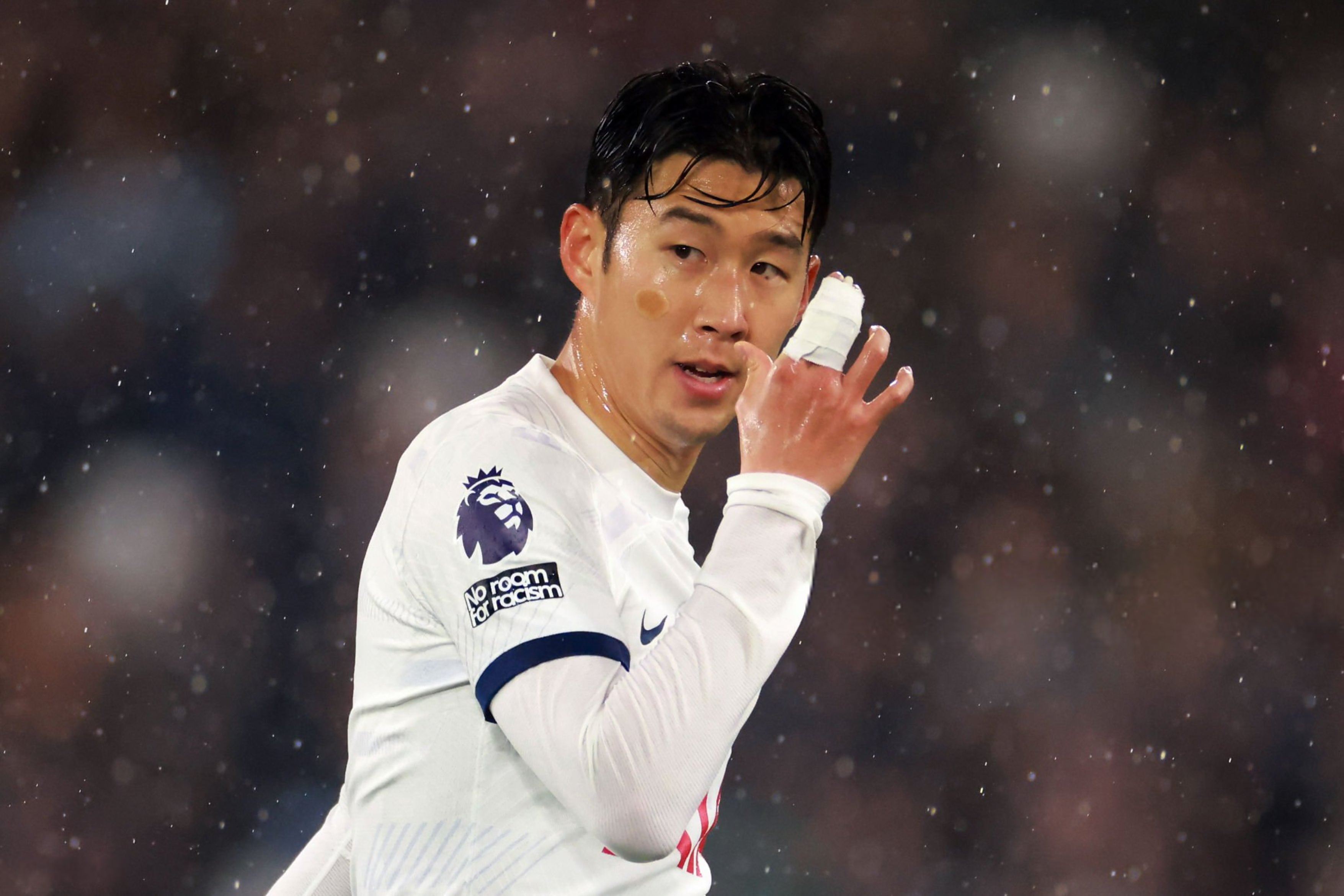 西汉姆迎欧超杯关键赛，集结日复出首秀，压力陡增，资深球员宣示担当的简单介绍