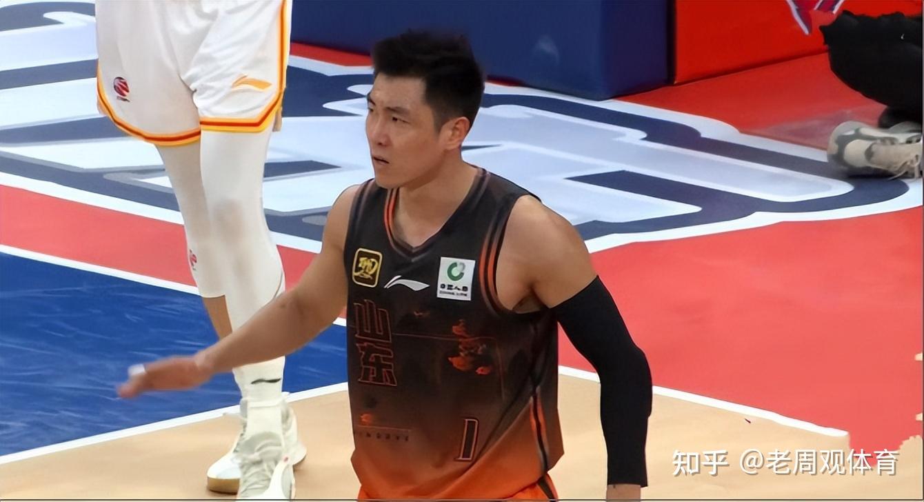 山东男篮发布备战花絮，今晚防线松动，NBA季后赛任务艰巨，训练强度明显提升的简单介绍