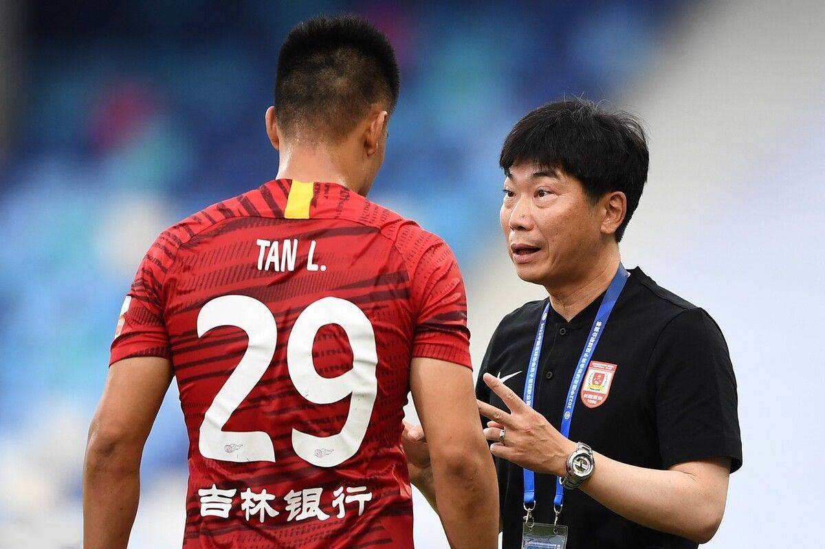 包含亚特兰大今晨刷新队史纪录，志在亚冠名次提升，管理层满意，数据趋势出现新变化的词条