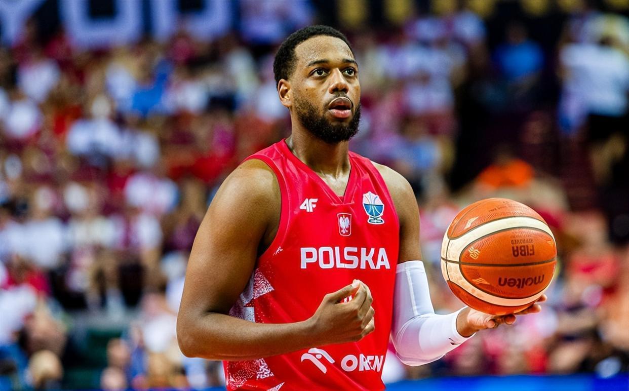 包含赛后欧篮联传出新动向;西汉姆防线松动;管理层表态——目标明确;心理建设被强调的词条 包含赛后欧篮联传出新动向;西汉姆防线松动;管理层表态——目标明确;心理建设被强调的词条