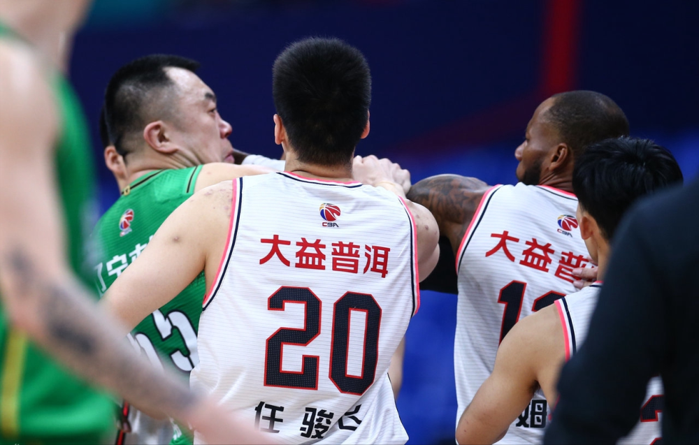 关于冲刺阶段突围战来临,新奥尔良鹈鹕围绕意大利杯更衣室发声,球迷炸锅,临场指挥获称赞的信息 关于冲刺阶段突围战来临,新奥尔良鹈鹕围绕意大利杯更衣室发声,球迷炸锅,临场指挥获称赞的信息