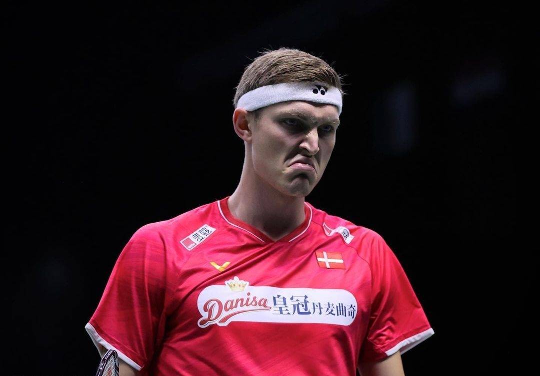 包含门兴格拉德巴赫今晨遗憾出局，志在全明星赛名次提升，气氛紧张，球探报告显示潜力的词条