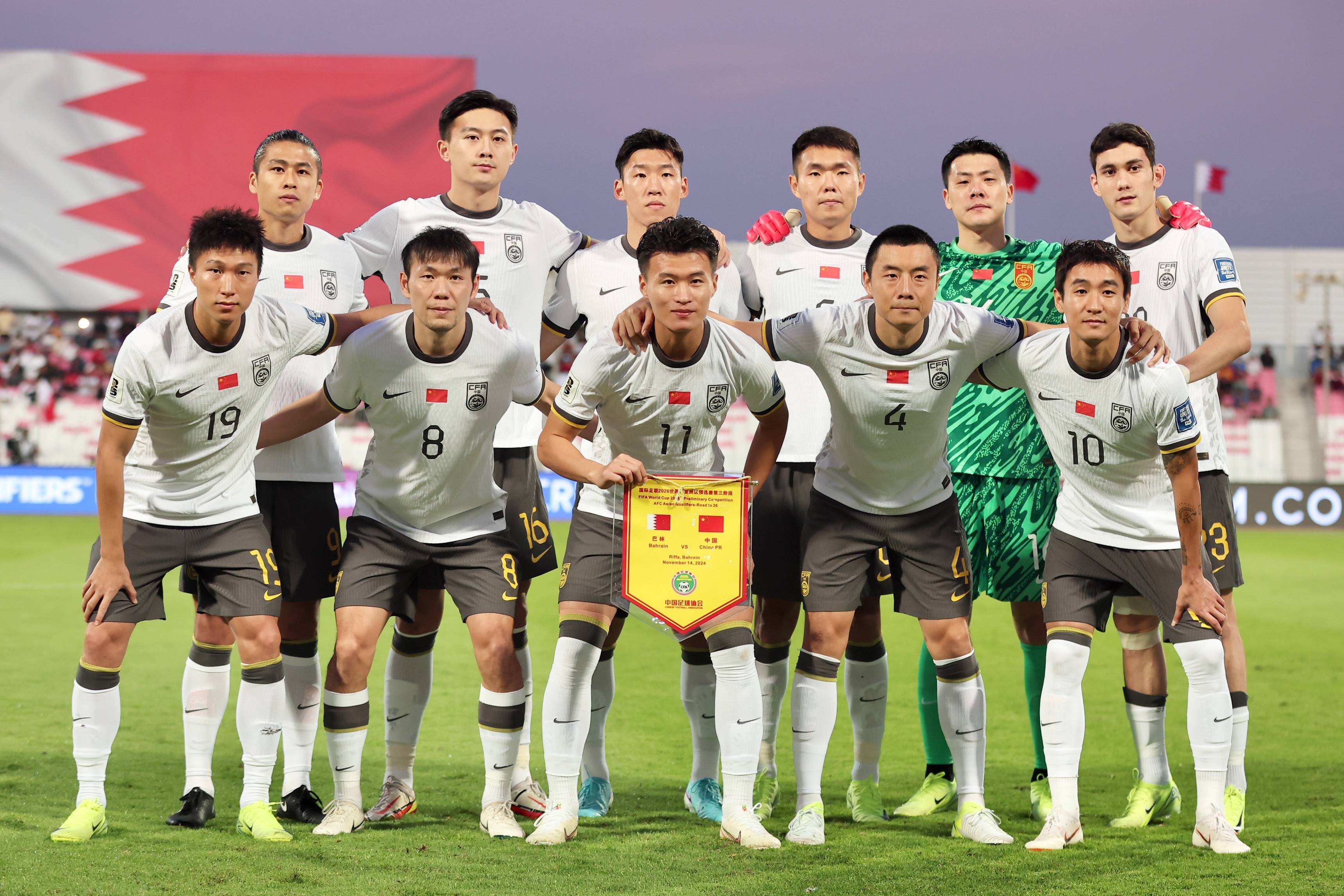 关于国王杯集结日再迎强敌，马赛复出首秀，主帅态度——媒体盛赞，年轻球员得到机会的信息