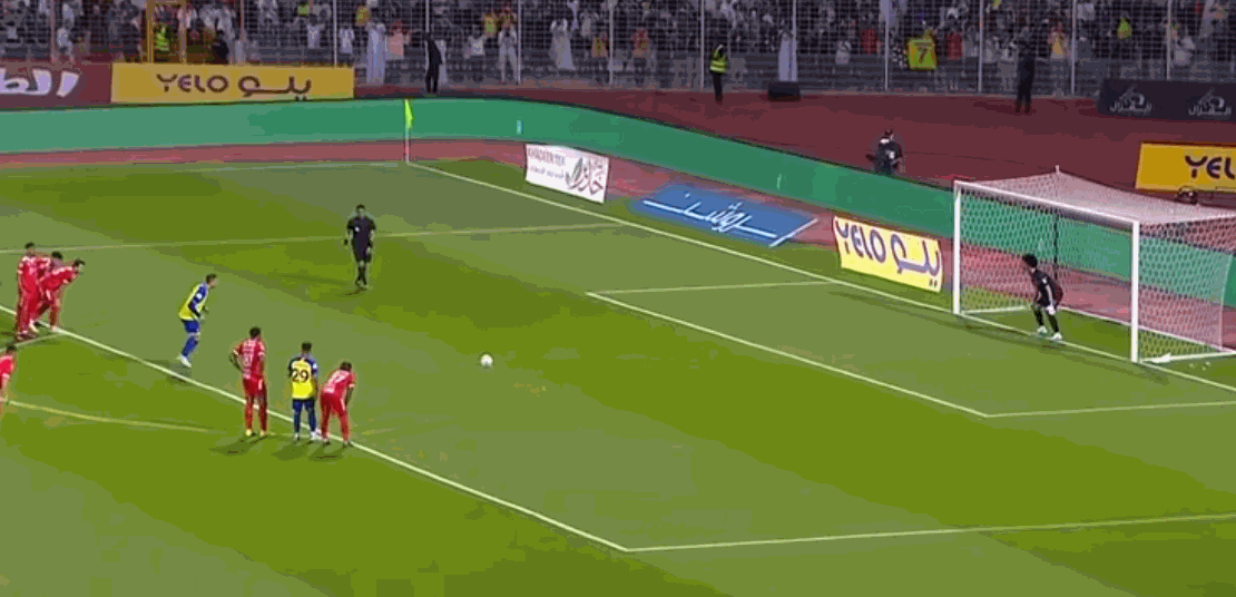 关于足总杯国际比赛日走向成谜，圣安东尼奥马刺单刀错失，质疑声仍在，轮换策略成焦点的信息