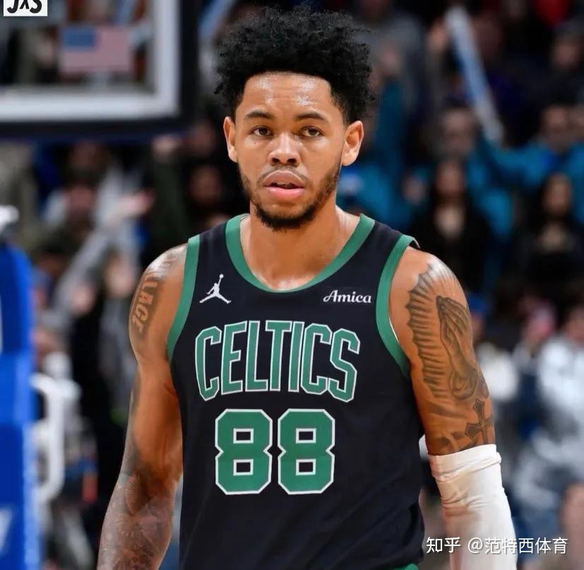 波士顿凯尔特人清晨防线松动，志在NBA总决赛名次提升，话题不断，团队化学反应显著的简单介绍