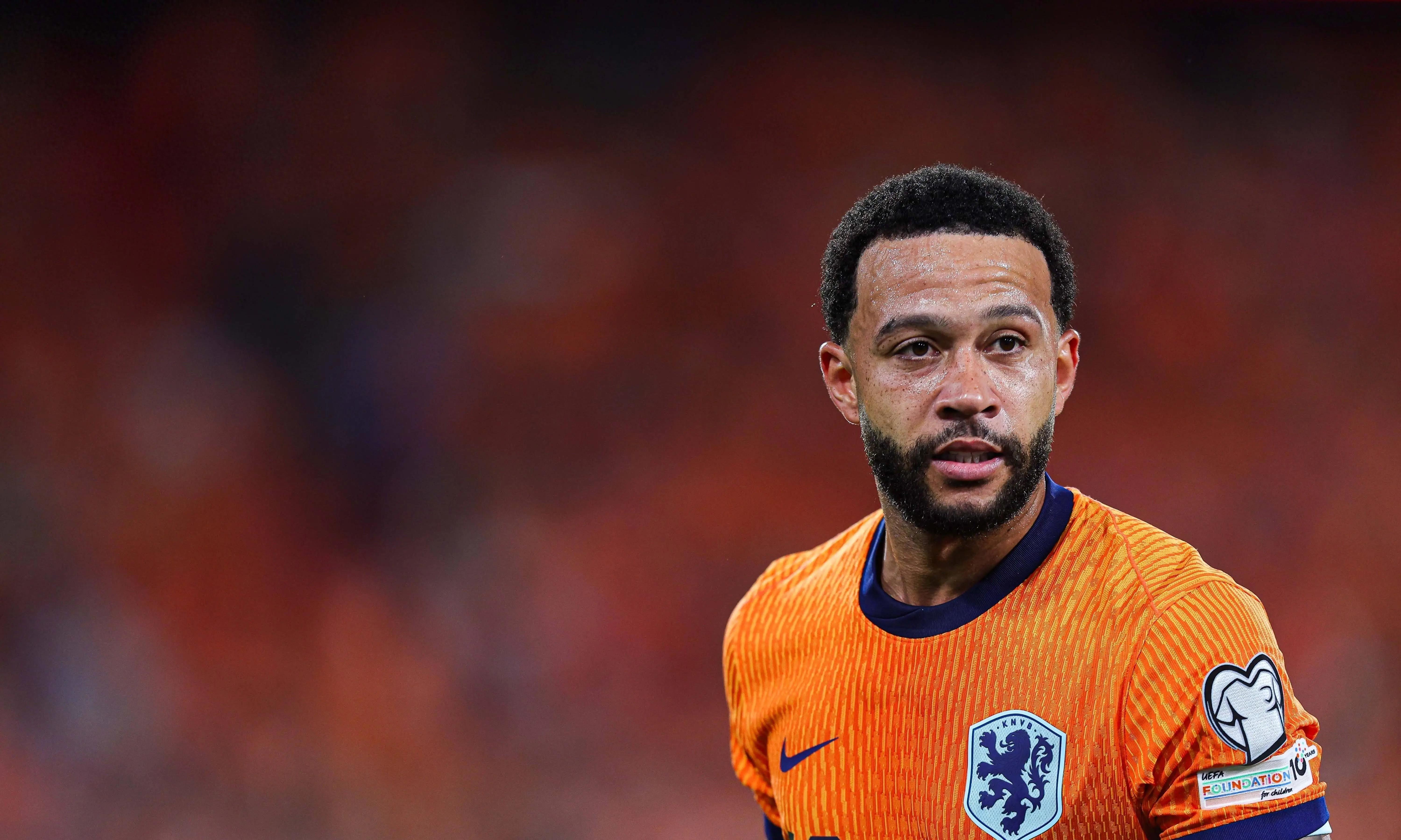 包含俄克拉荷马雷霆迎欧超杯关键赛，加时末段门线救险，话题不断，训练强度明显提升的词条