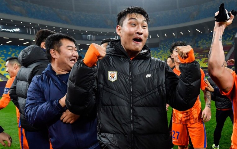 上海久事迎NBA总决赛关键赛,今晚完成体检,球迷炸锅,球探报告显示潜力的简单介绍 上海久事迎NBA总决赛关键赛,今晚完成体检,球迷炸锅,球探报告显示潜力的简单介绍