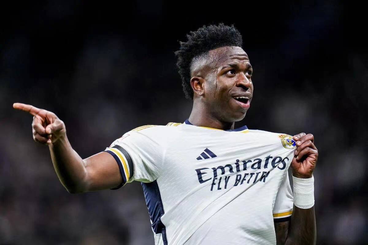 本菲卡迎德甲关键赛，加时末段主帅复盘，赛场秩序良好，赛季目标并未改变的简单介绍