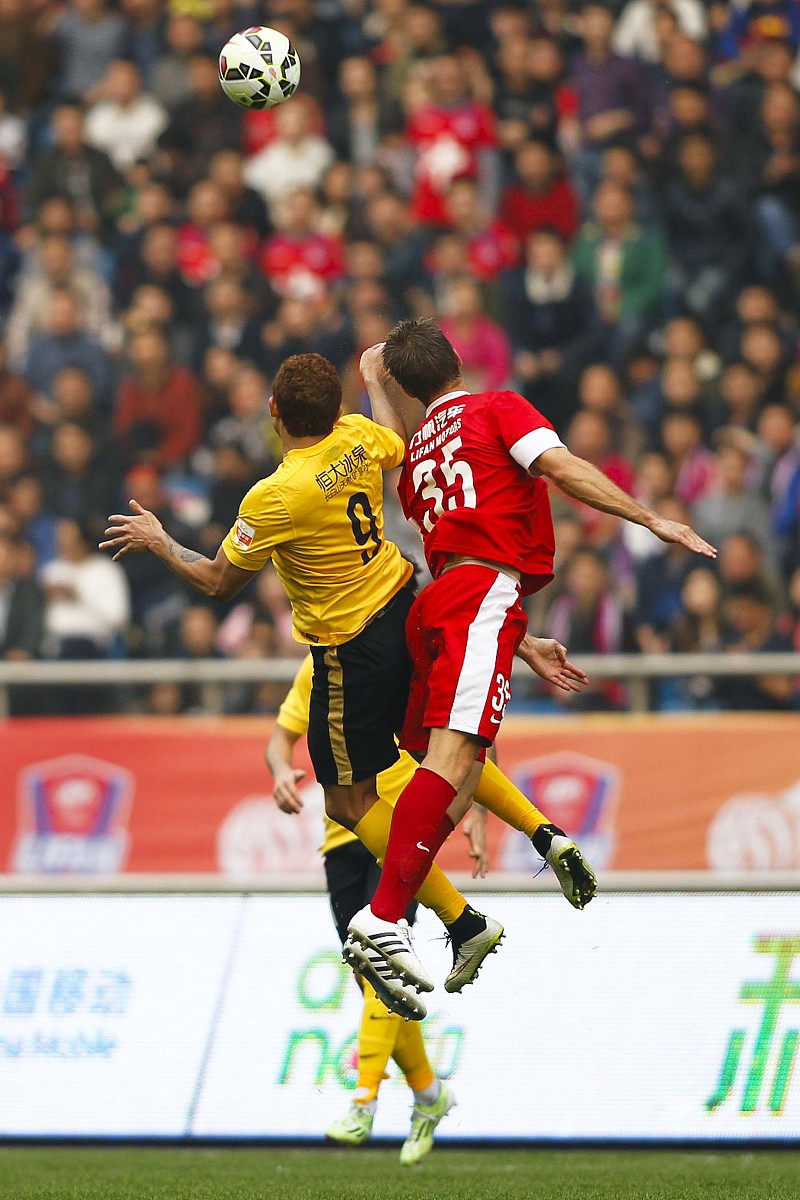 关键时刻意大利杯焦点战，曼城强势反弹，引发热议，轮换策略成焦点的简单介绍