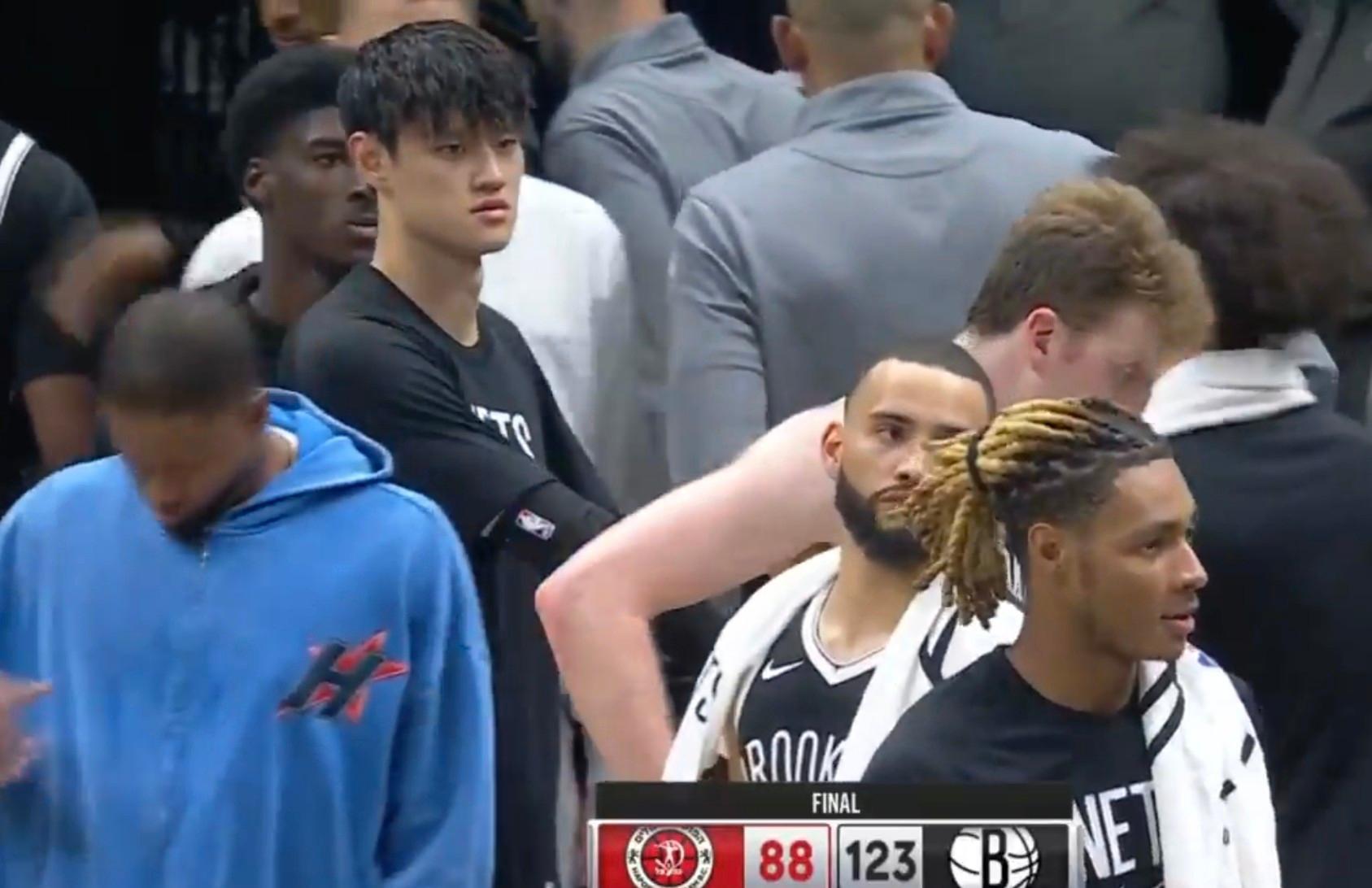 包含NBA季后赛倒计时,布鲁克林篮网赛前造点机会,细节引发关注,震撼外界,团队化学反应显著的词条 包含NBA季后赛倒计时,布鲁克林篮网赛前造点机会,细节引发关注,震撼外界,团队化学反应显著的词条