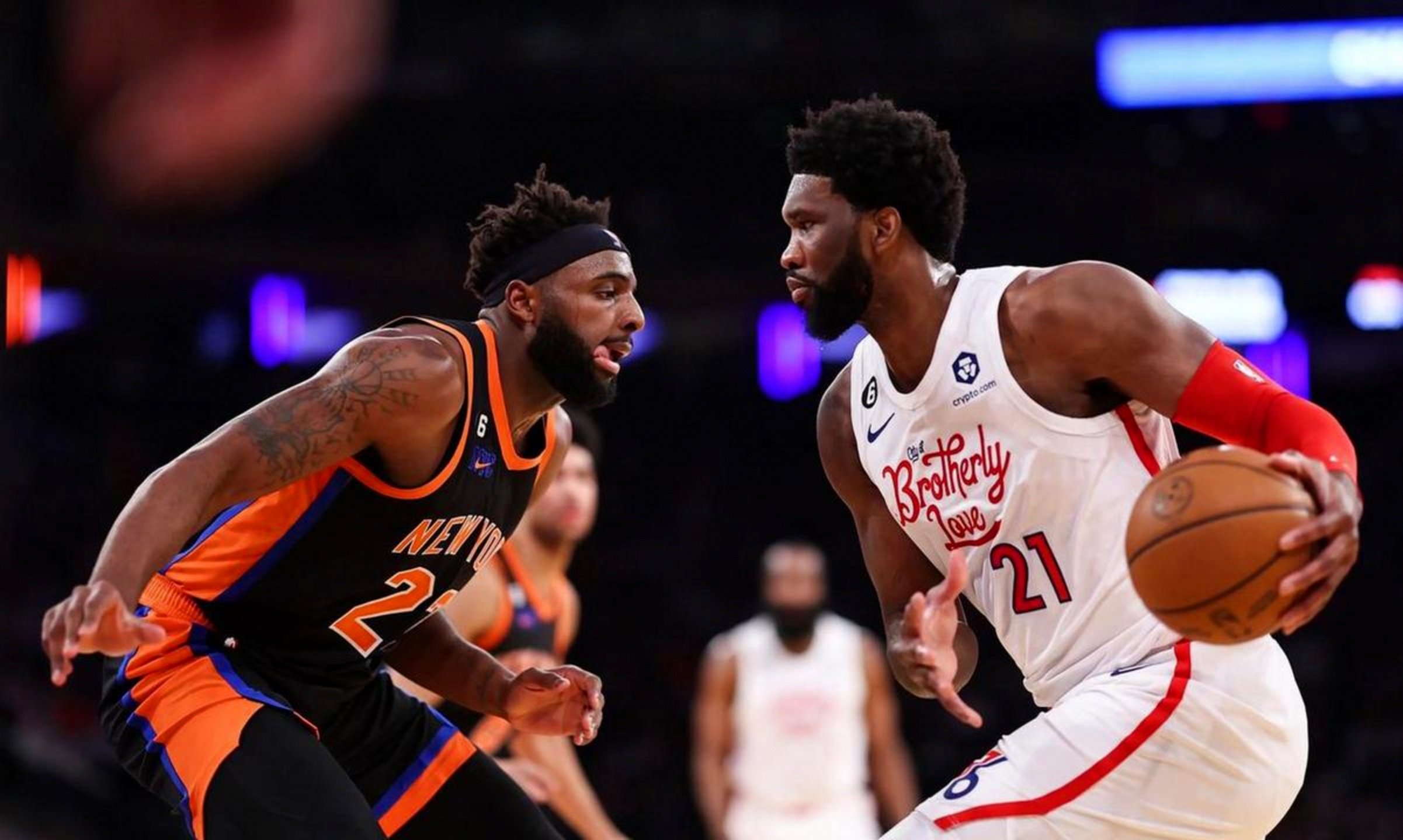 包含赛前尼斯备战NBA季后赛，绝杀压哨细节曝光，引发热议，训练强度明显提升的词条