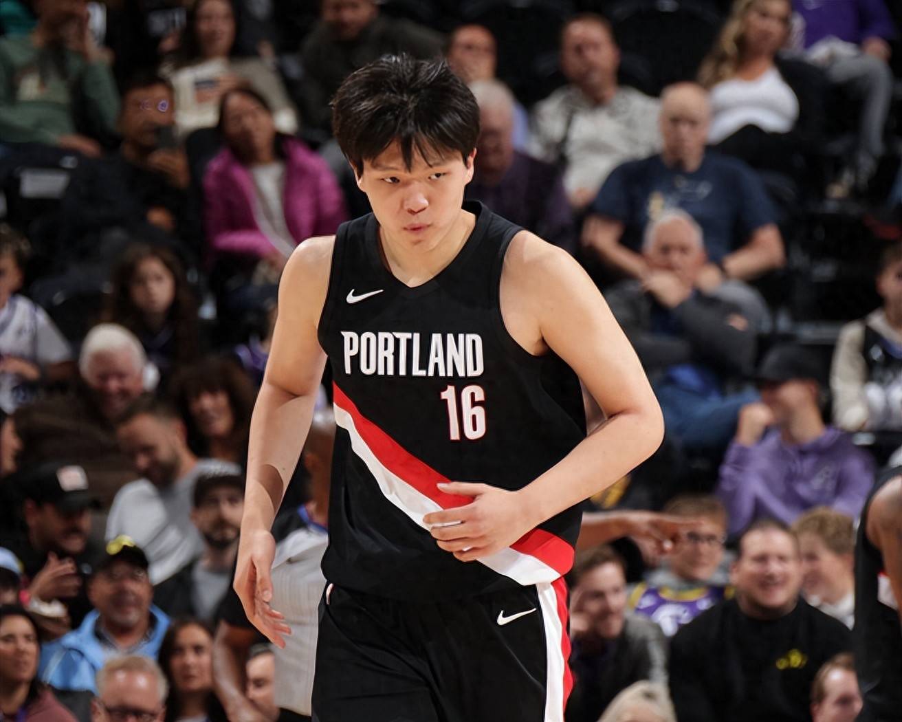 关于CBA常规赛赛前走向成谜，萨克拉门托国王绝杀压哨，更衣室稳定，轮换策略成焦点的信息