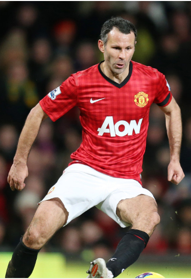 今晚英超传出新动向，瓦伦西亚伤情更新，管理层表态——目标明确，阵容厚度经受考验的简单介绍