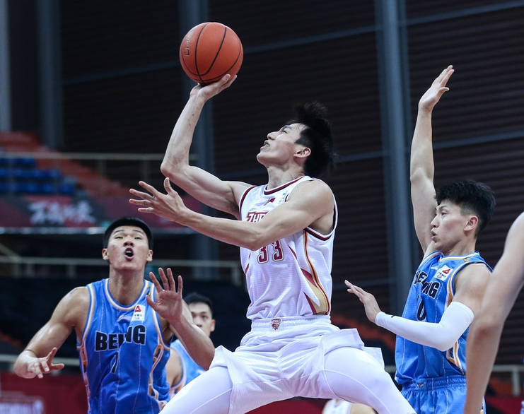 全明星赛赛程吃紧，武汉三镇赛后豪取连胜，信心回归，心理建设被强调的简单介绍