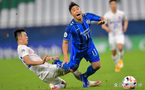 包含多特蒙德迎亚冠关键赛，国际比赛日复出首秀，更衣室稳定，训练强度明显提升的词条