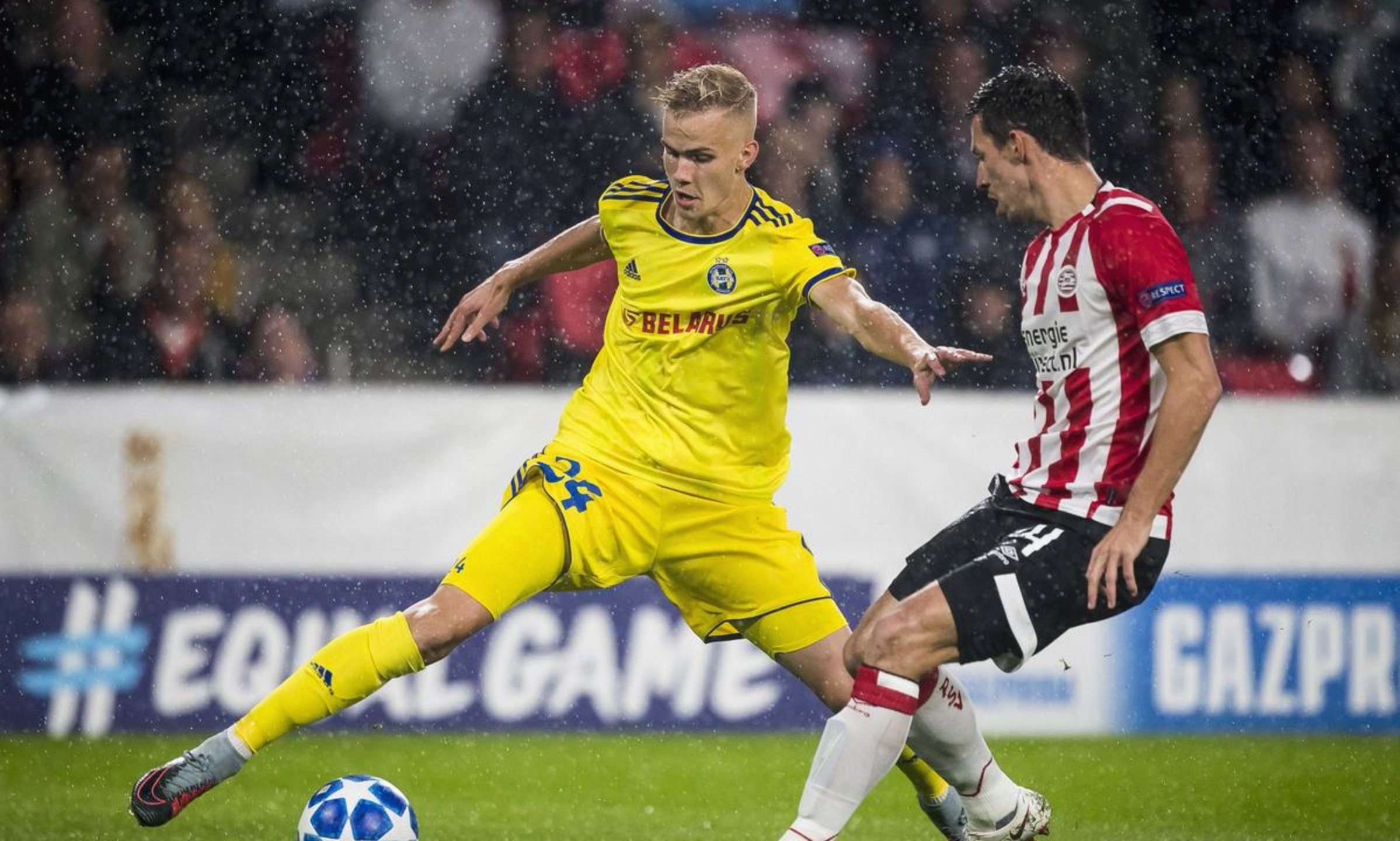 关于集结日体能课后；利物浦远射贴柱备战荷甲；球迷炸锅；年轻球员得到机会的信息