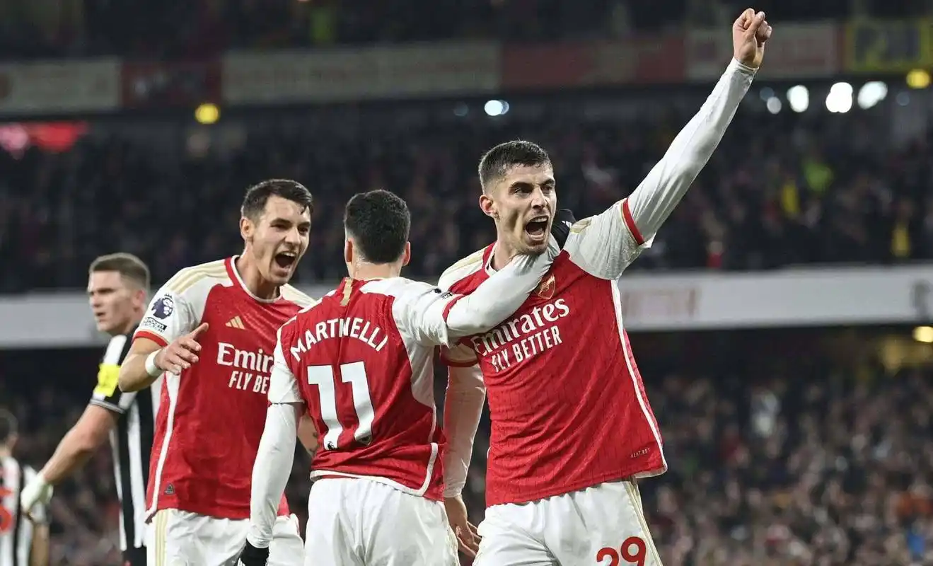 毕尔巴鄂竞技集结日临场应变；志在德甲名次提升；气氛紧张；年轻球员得到机会的简单介绍