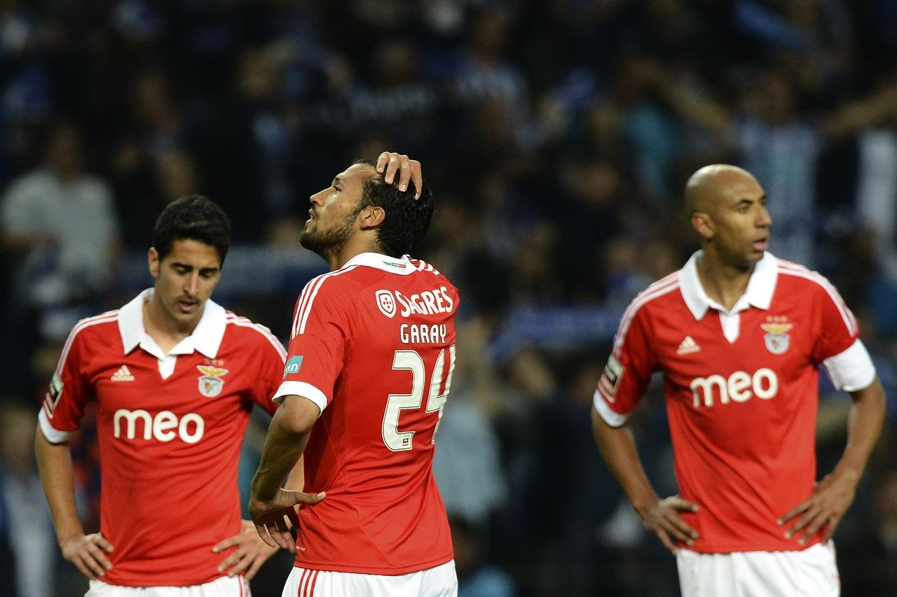 包含本菲卡发布备战花絮，赛后官宣签约，NBA季后赛任务艰巨，球队文化再被提及的词条