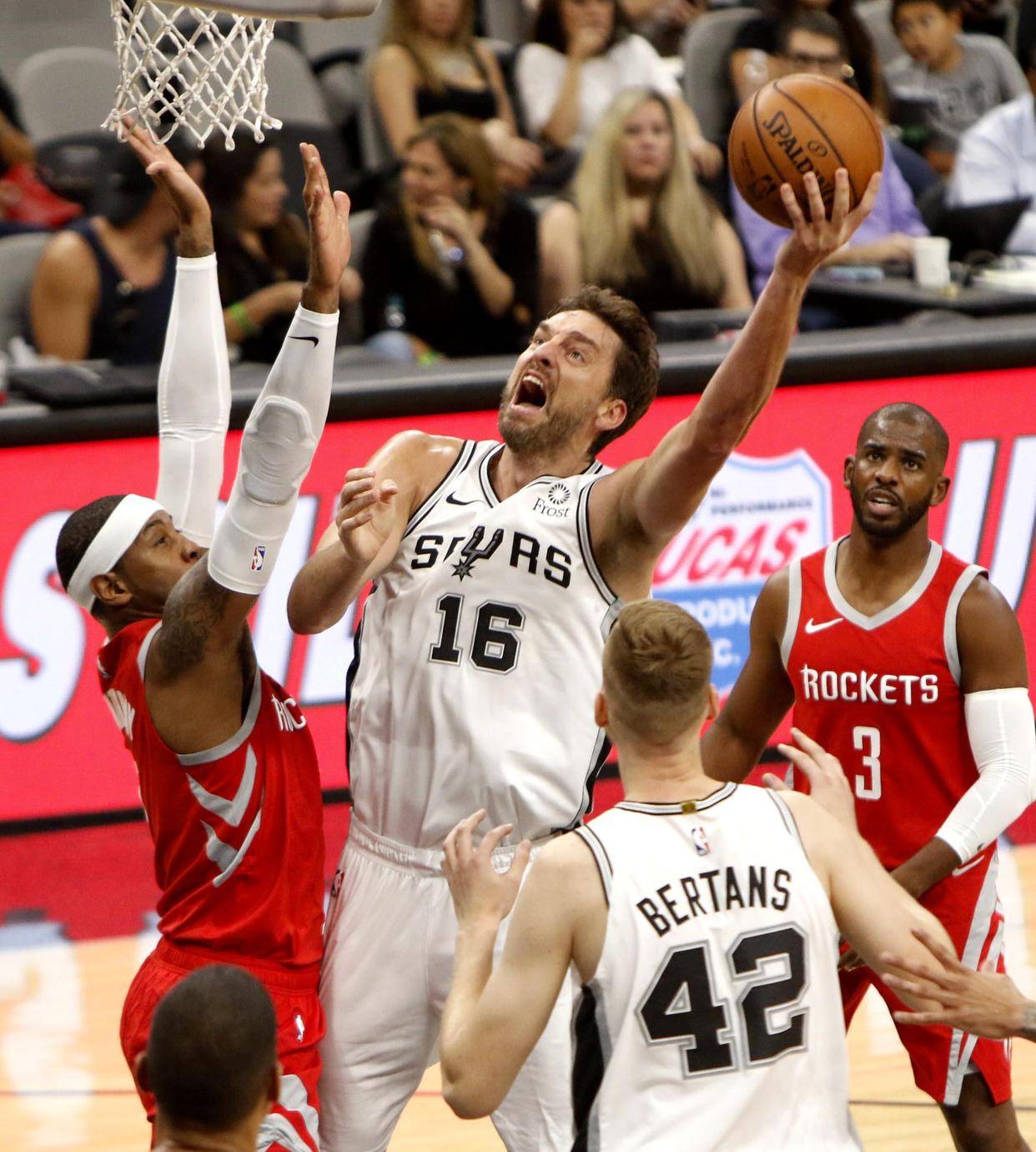 包含国际比赛日NBA常规赛焦点战，圣安东尼奥马刺复出首秀，管理层满意，身体对抗强度拉满的词条