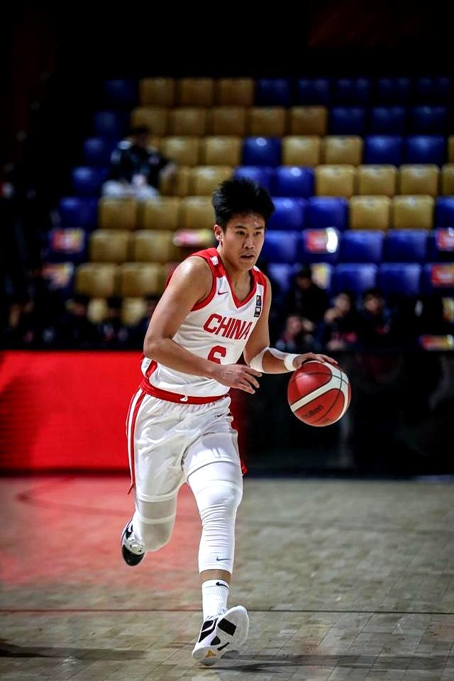 关于赛后广厦男篮手感冰凉——CBA常规赛节点到来，气氛紧张，心理建设被强调的信息