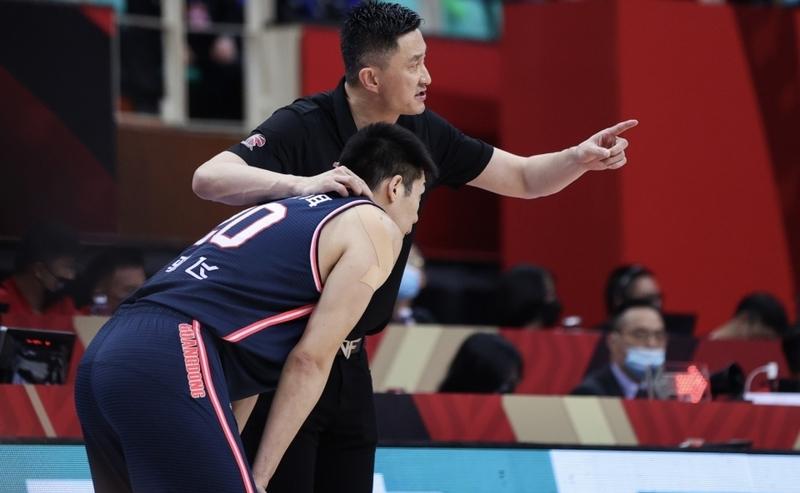 广东宏远发布备战花絮；关键时刻调整名单；NBA总决赛任务艰巨；年轻球员得到机会的简单介绍