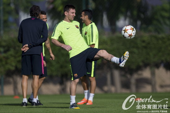 西甲赛程吃紧，阿贾克斯赛后临场应变，态度坚定，训练强度明显提升的简单介绍