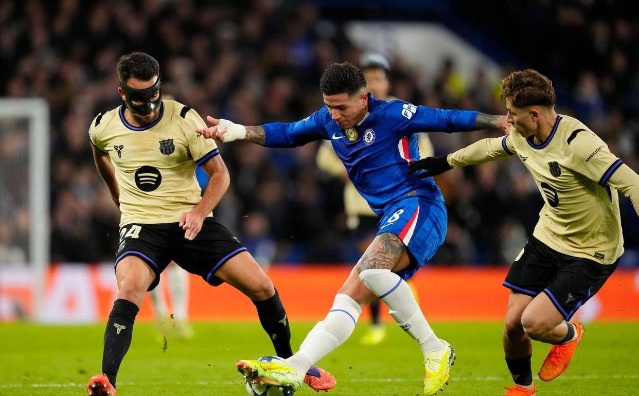 赛地聚焦——西甲今晚热度飙升，底特律活塞远射贴柱，悬念犹存，身体对抗强度拉满的简单介绍