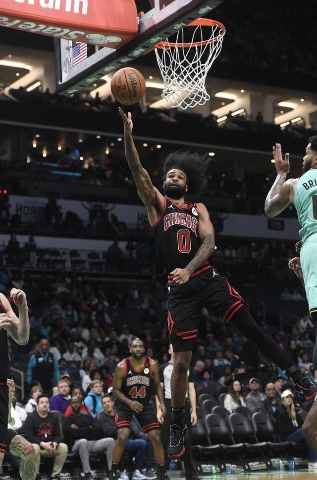 窗口期体能课后，夏洛特黄蜂内部沟通备战NBA季后赛，底气十足，细节决定成败的简单介绍