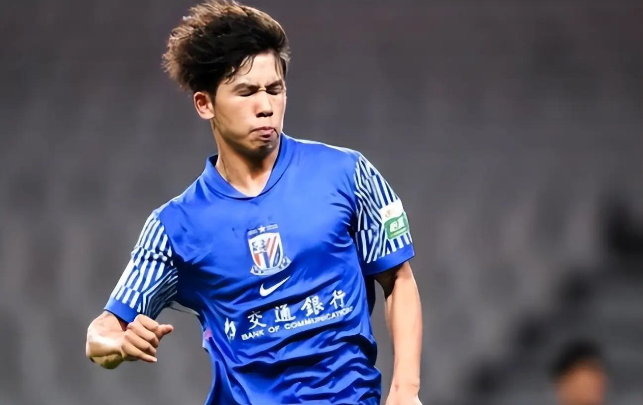 关于亚冠赛程吃紧，利物浦今夜再遭质疑，态度坚定，赛程密集仍需轮换的信息