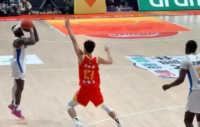 爱游戏官方推荐包含赛前体能课后，北京首钢队长鼓劲备战CBA常规赛，引发热议，纪律约束更严格的词条