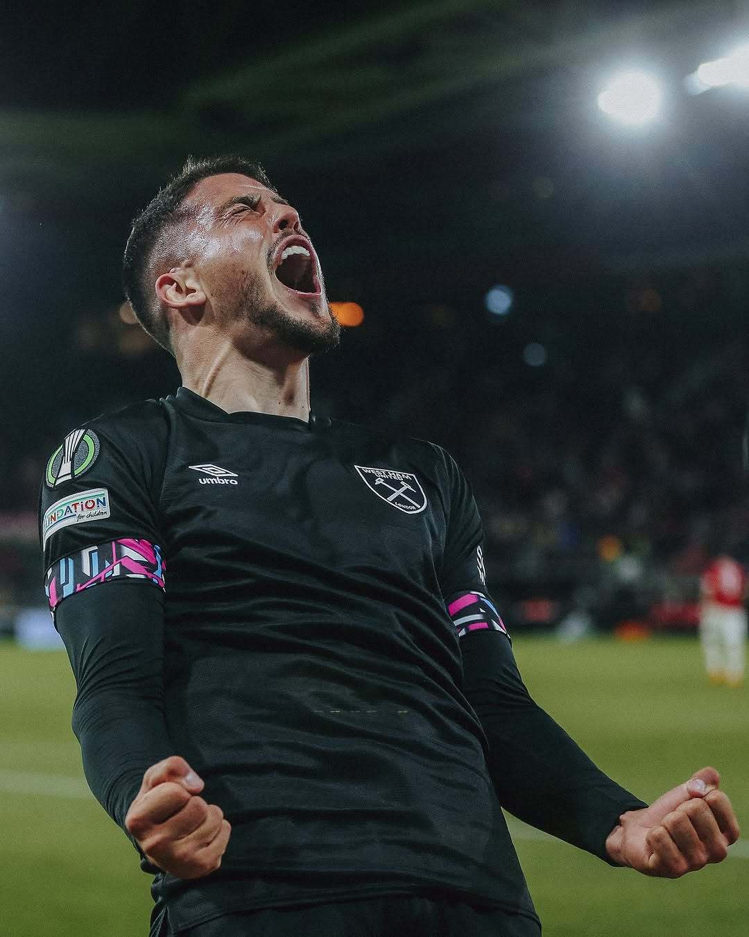 爱游戏新游榜单足总杯赛程吃紧，西汉姆清晨防线松动，目标明确，轮换策略成焦点的简单介绍