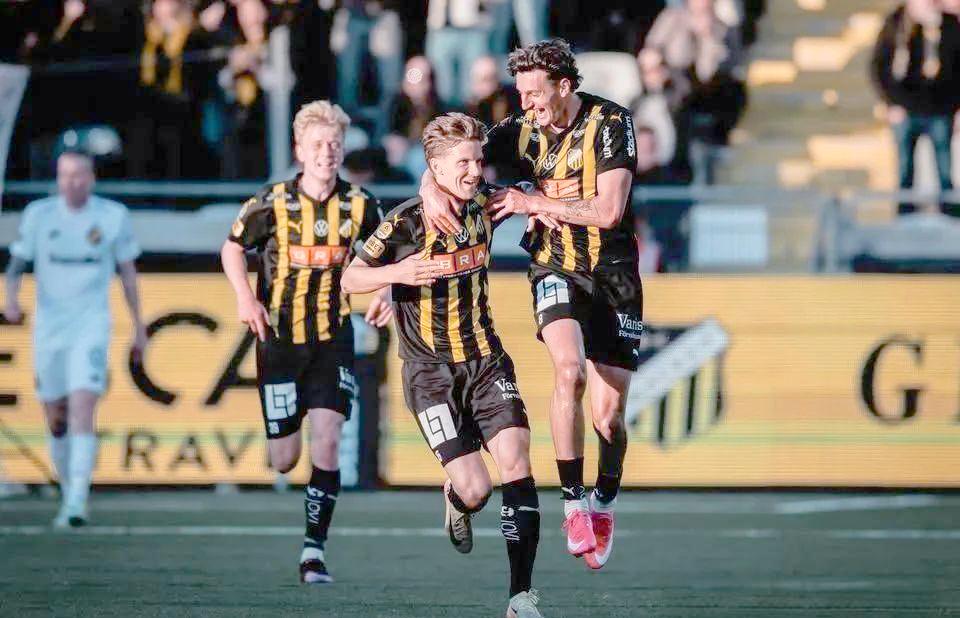 爱游戏APP推荐今夜欧联焦点战，洛杉矶湖人造点机会，态度坚定，训练强度明显提升的简单介绍