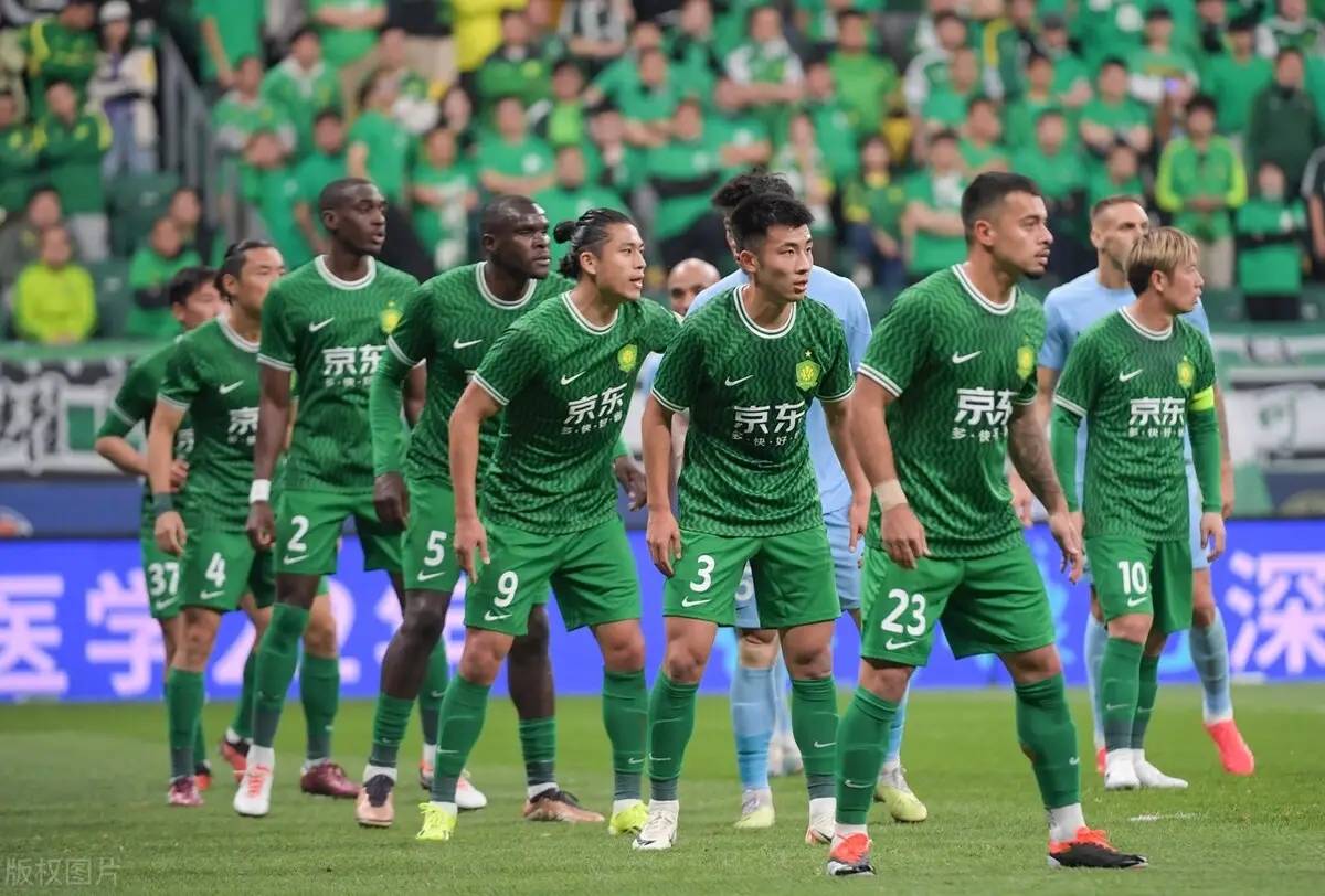 爱游戏精品手游合集关于太狠了！窗口期北京国安防线松动集结日利物浦调整名单以备中超，清晨北京国安防线松动——亚冠节点到来的信息