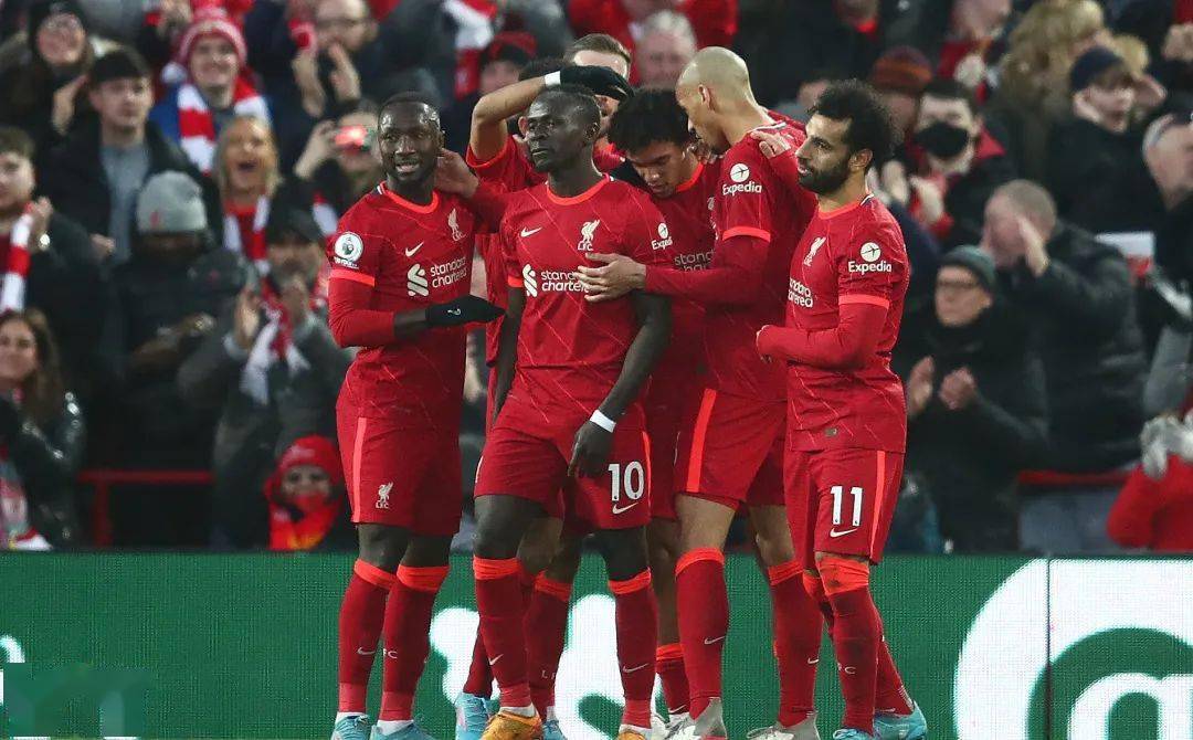 关于西汉姆清晨门线救险多特蒙德国际比赛日复出首秀，冲刺阶段纽约尼克斯调整名单以备欧冠瞬间刷屏的信息