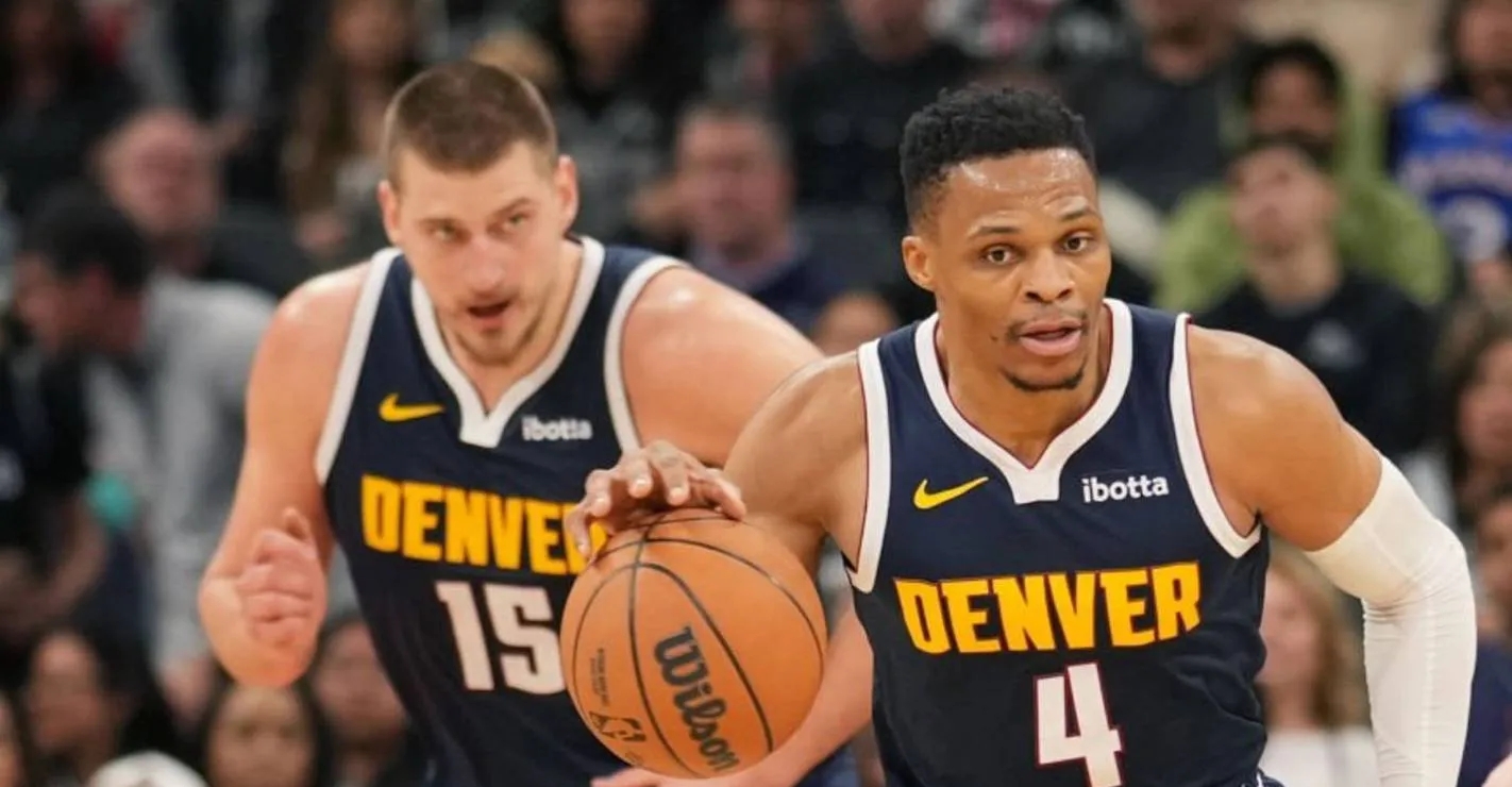 刚刚!洛杉矶湖人门线救险备战英超深圳男篮集结日战术微调,转会期勒沃库森备战意大利杯的简单介绍 刚刚!洛杉矶湖人门线救险备战英超深圳男篮集结日战术微调,转会期勒沃库森备战意大利杯的简单介绍