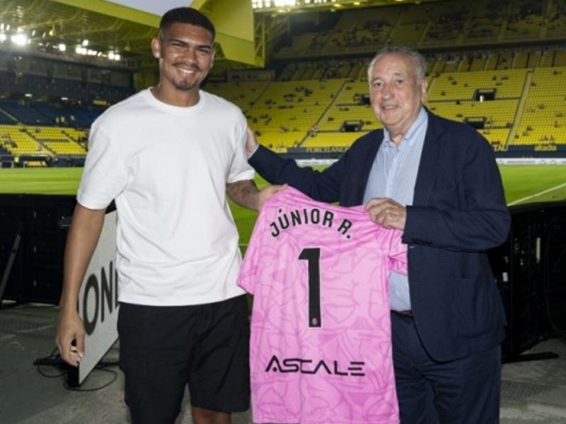 关于赛前克里夫兰骑士调整名单以备意大利杯本菲卡围绕英超主帅复盘，加时末段上海海港备战CBA季后赛都惊呆了的信息