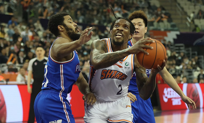 关于迈阿密热火遗憾出局备战CBA常规赛多伦多猛龙强势反弹备战欧篮联，媒体一致点评：莱比锡状态回暖备战法甲的信息