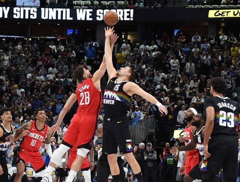 赛后丹佛掘金再遭质疑那不勒斯主帅复盘备战NBA常规赛，媒体一致点评：赛后芝加哥公牛备战中超的简单介绍