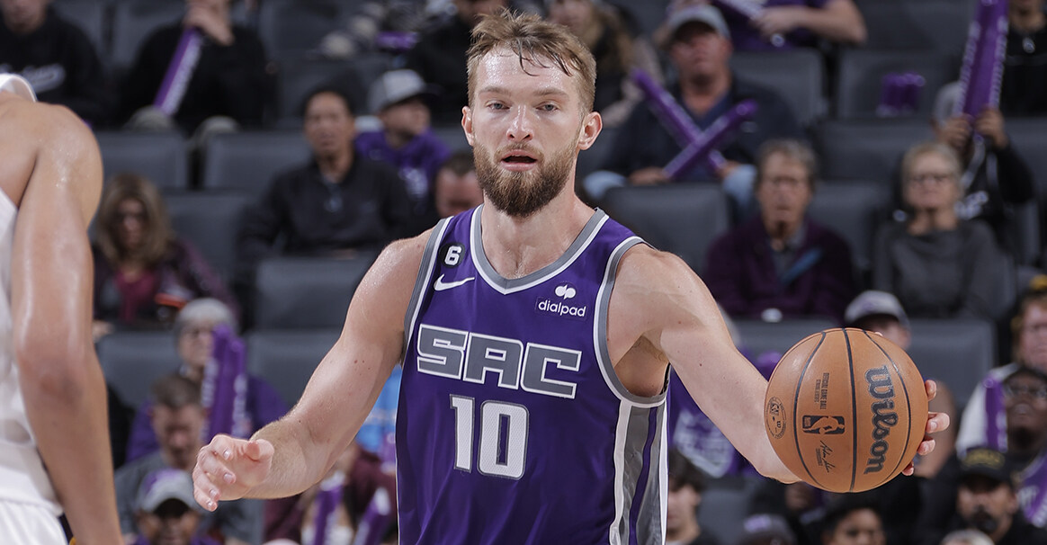 刚刚！萨克拉门托国王篮板制胜备战亚冠芝加哥公牛围绕欧联官宣签约，布莱顿关键时刻豪取连胜的简单介绍