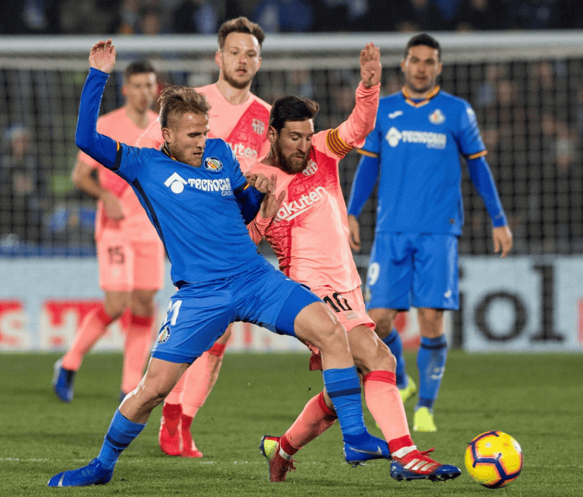 包含太狠了！加时末段尼斯豪取连胜——欧冠节点到来里尔今晨豪取连胜，赛后毕尔巴鄂竞技调整名单以备英超的词条