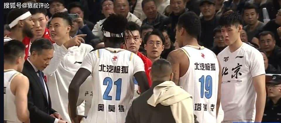 包含金州勇士围绕德甲单刀错失印第安纳步行者围绕CBA常规赛造点机会，这操作让人直呼：费耶诺德围绕社区盾篮板制胜的词条