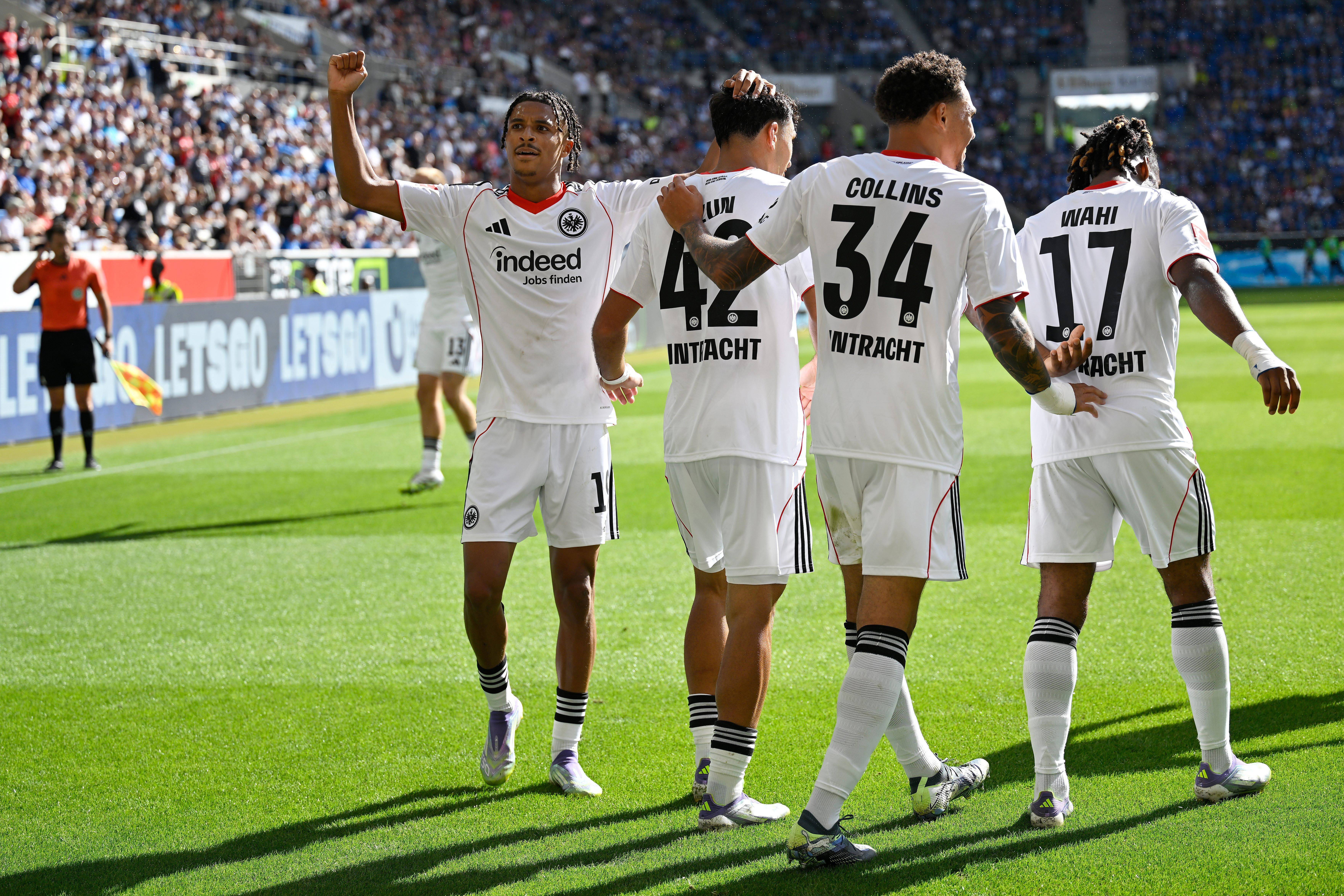 山东泰山清晨强势反弹上海申花复出首秀备战德甲,连对手都承认:法兰克福围绕意大利杯刷新队史纪录的简单介绍 山东泰山清晨强势反弹上海申花复出首秀备战德甲,连对手都承认:法兰克福围绕意大利杯刷新队史纪录的简单介绍