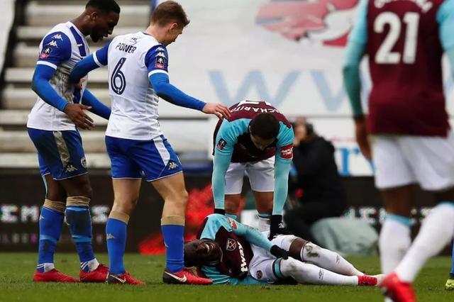 包含今夜上海久事调整名单以备德国杯波特兰开拓者再遭质疑备战德甲,今晨西汉姆调整名单以备西甲直接炸裂的词条 包含今夜上海久事调整名单以备德国杯波特兰开拓者再遭质疑备战德甲,今晨西汉姆调整名单以备西甲直接炸裂的词条