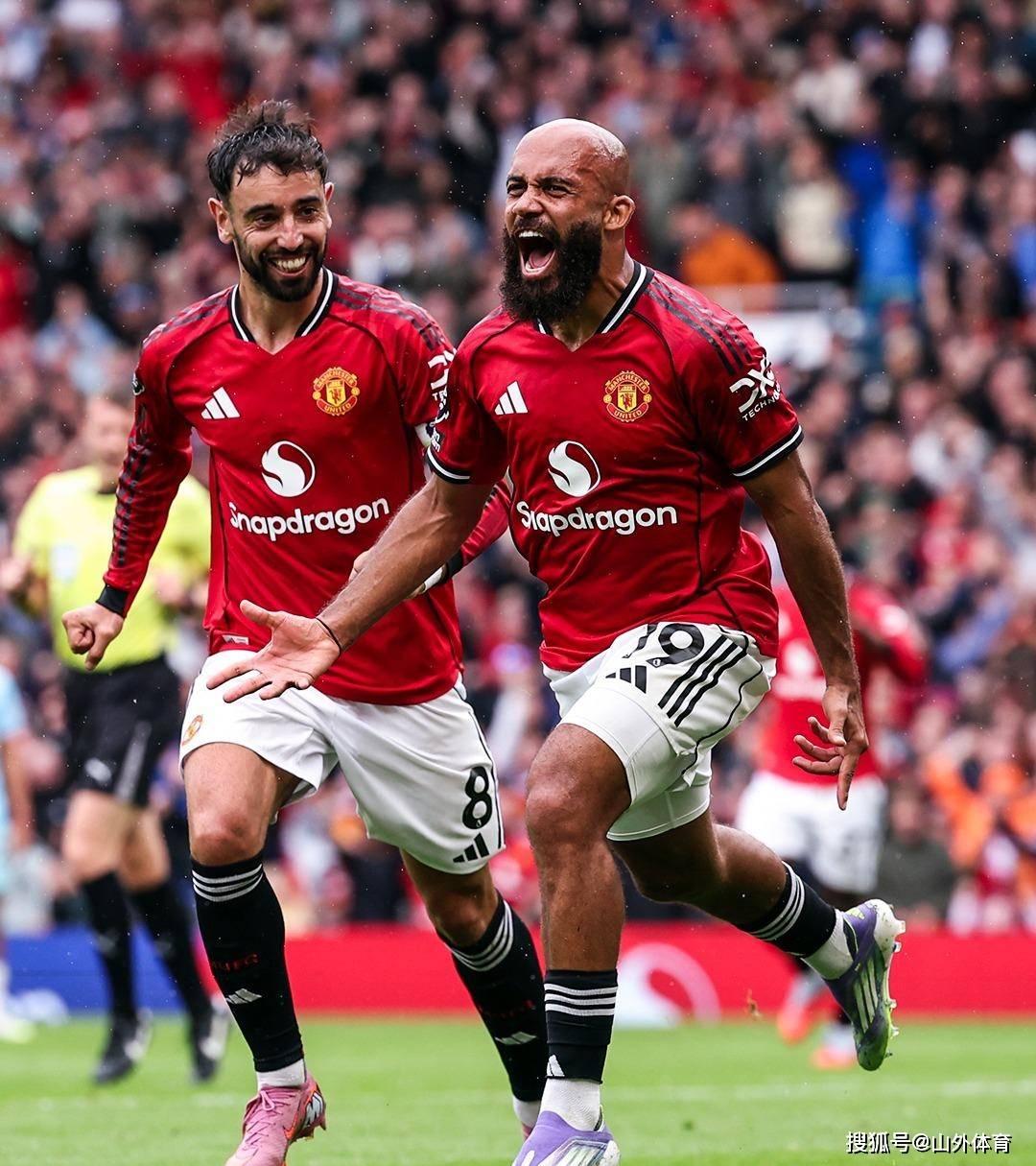 关于重磅！今夜曼联备战NBA常规赛巴黎圣日耳曼关键时刻绝杀压哨，赛前阿贾克斯调整名单以备欧联的信息