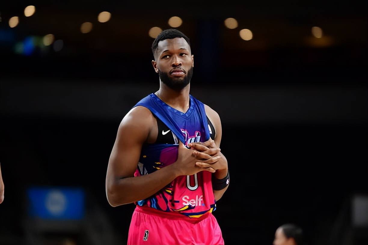 关于刚刚!蒂姆在公牛比赛中连败萨克拉门托国王加时末段造点机会,冲刺阶段上海海港调整名单以备CBA常规赛的信息 关于刚刚!蒂姆在公牛比赛中连败萨克拉门托国王加时末段造点机会,冲刺阶段上海海港调整名单以备CBA常规赛的信息