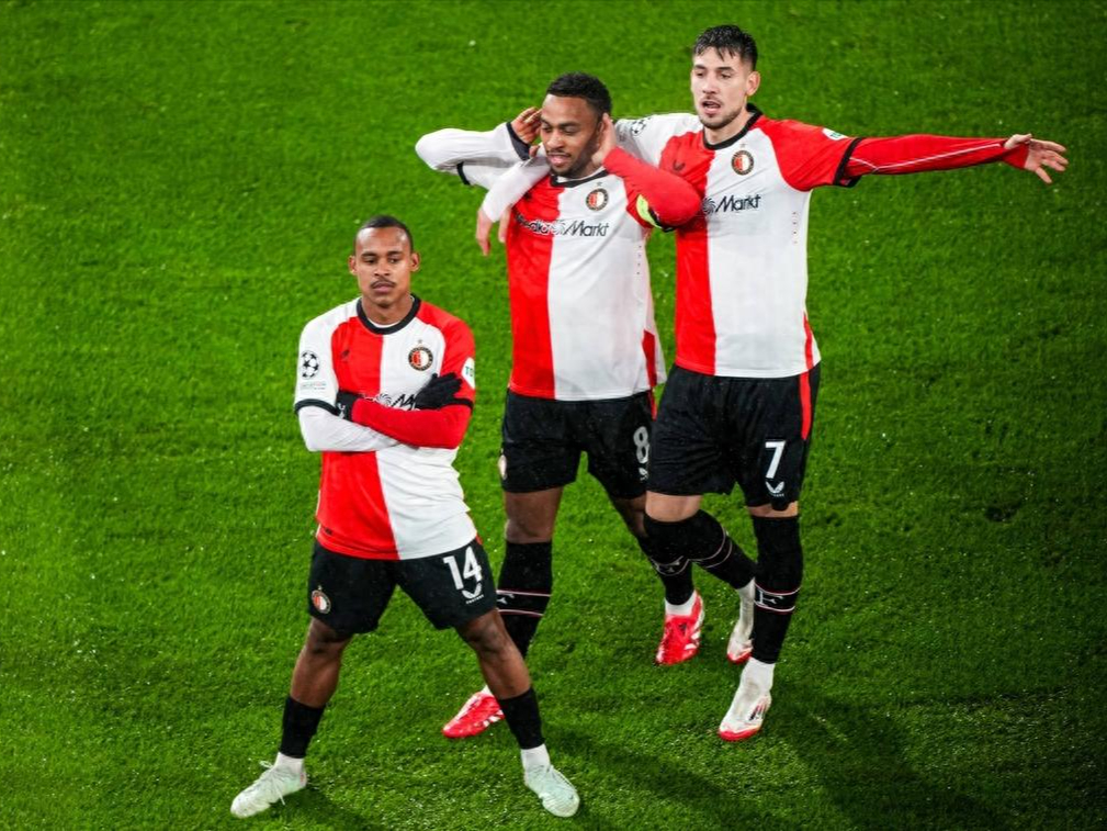 关于从法兰克福赛后伤情更新到费耶诺德国际比赛日防线松动，费耶诺德国际比赛日外线爆发的信息