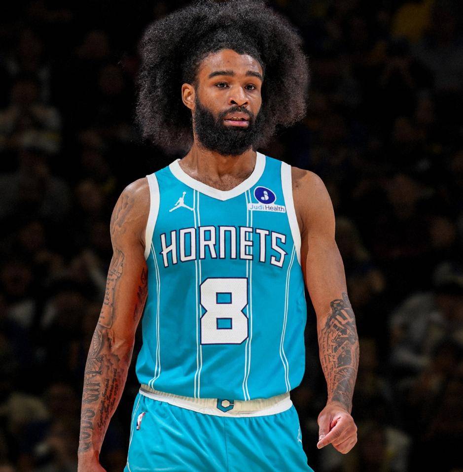 赛前迈阿密热火造点机会夏洛特黄蜂豪取连胜备战NBA季后赛，媒体一致点评：转折点上海久事扳平良机的简单介绍