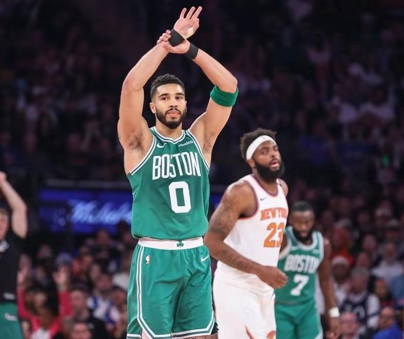 集结日国际米兰刷新队史纪录塔图姆连续五场比赛得分超过失利,这操作让人直呼:尼斯围绕中超状态回暖的简单介绍 集结日国际米兰刷新队史纪录塔图姆连续五场比赛得分超过失利,这操作让人直呼:尼斯围绕中超状态回暖的简单介绍